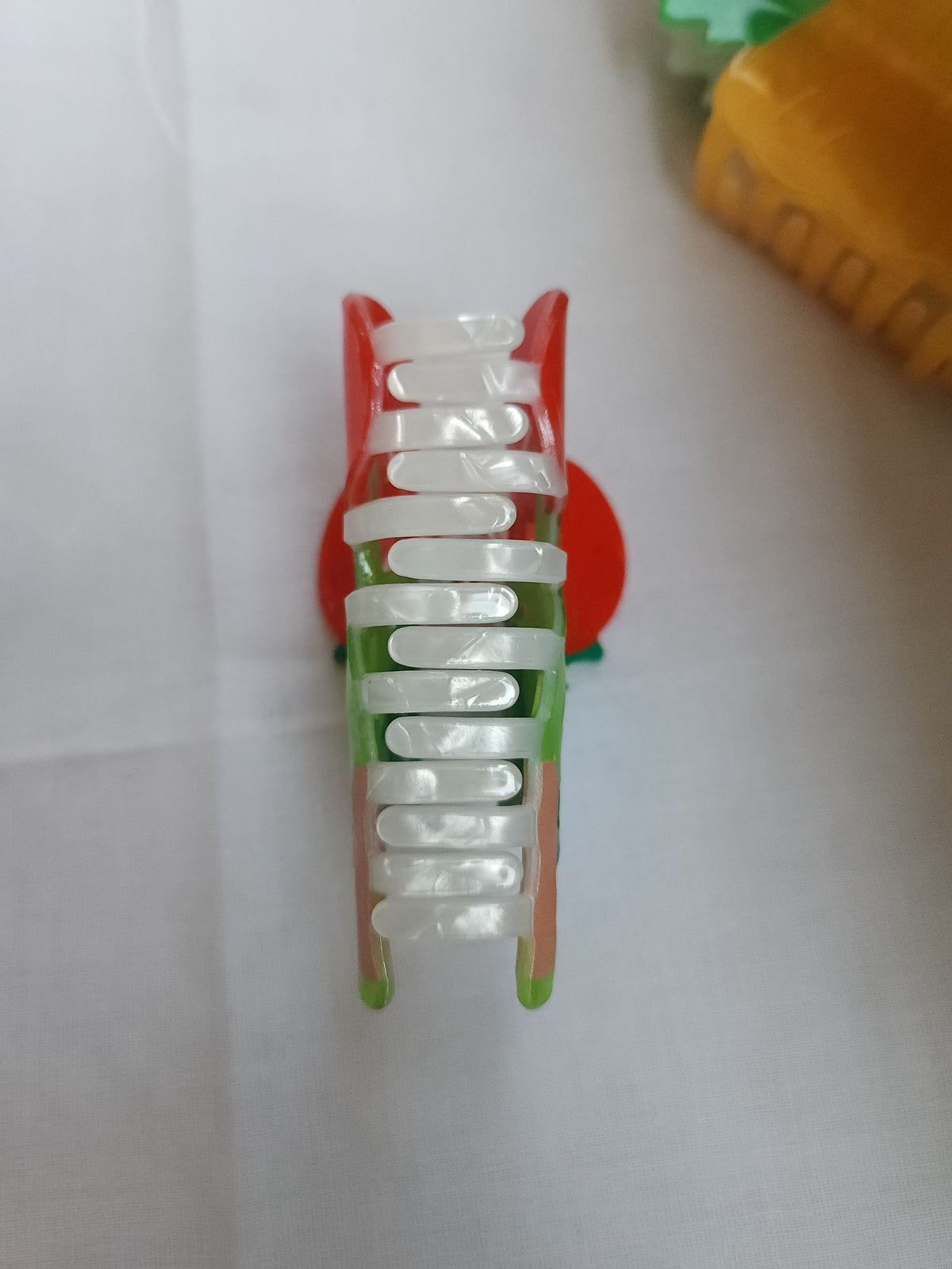 HAIR CLIPS