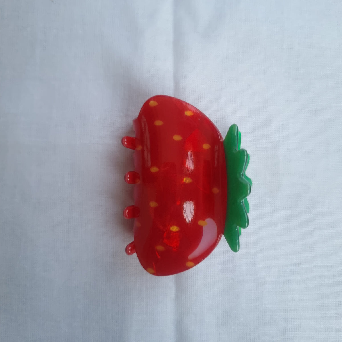 HAIR CLIPS