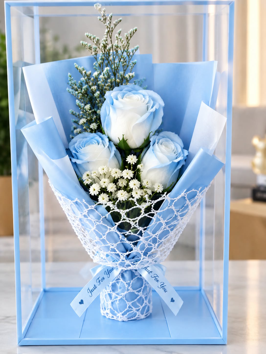 Blue & White 3 Roses Bouquet in Blue Gift Box