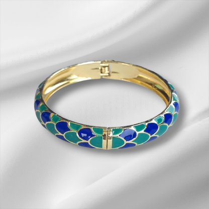 Blue Enamel Gold Scallop Bangle Hinge Bracelet